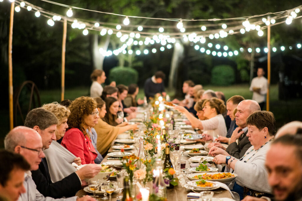 Event by Jimmy propose la location de matériel de cuisine pour vos réceptions, mariages et événements professionnels en Occitanie. L’offre comprend des équipements de cuisson, de maintien au chaud, de préparation de boissons et de conservation des aliments. Cuisson : plancha gaz 2 brûleurs, crêpière électrique. Maintien au chaud : chafing dish. Boissons : percolateur, machine à café à grain, machine à café Lavazza à capsules. Animations culinaires : machine à barbe à papa. Extérieur : brasero en fonte émaillée de 100 cm.